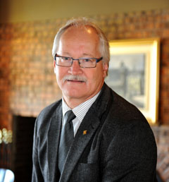 Laval Tremblay, T.P. - Vice- président aux affaires administratives